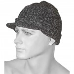 Шапка вязанная с козырьком