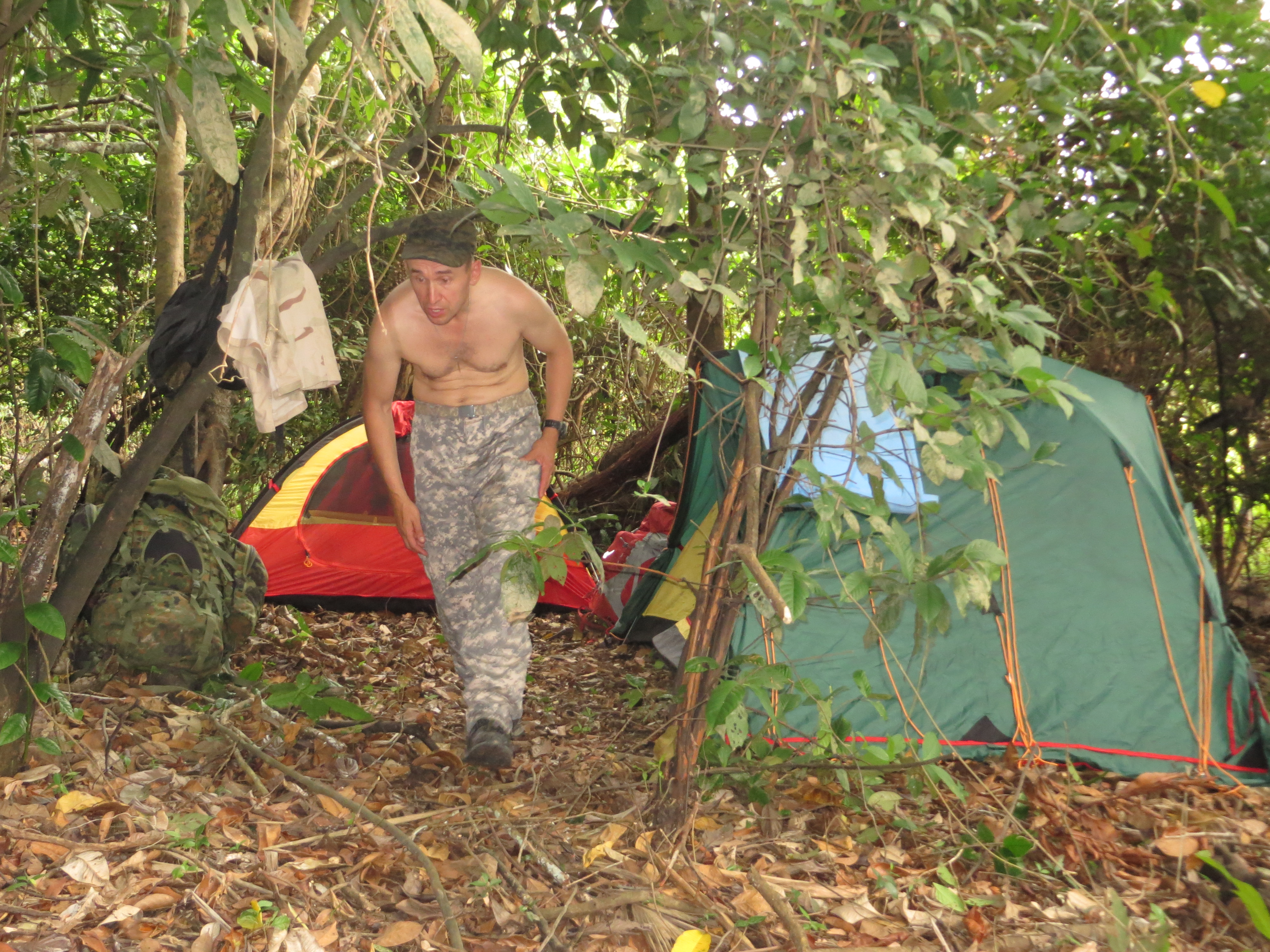  Тестирование палаток в джунглях Амазонки