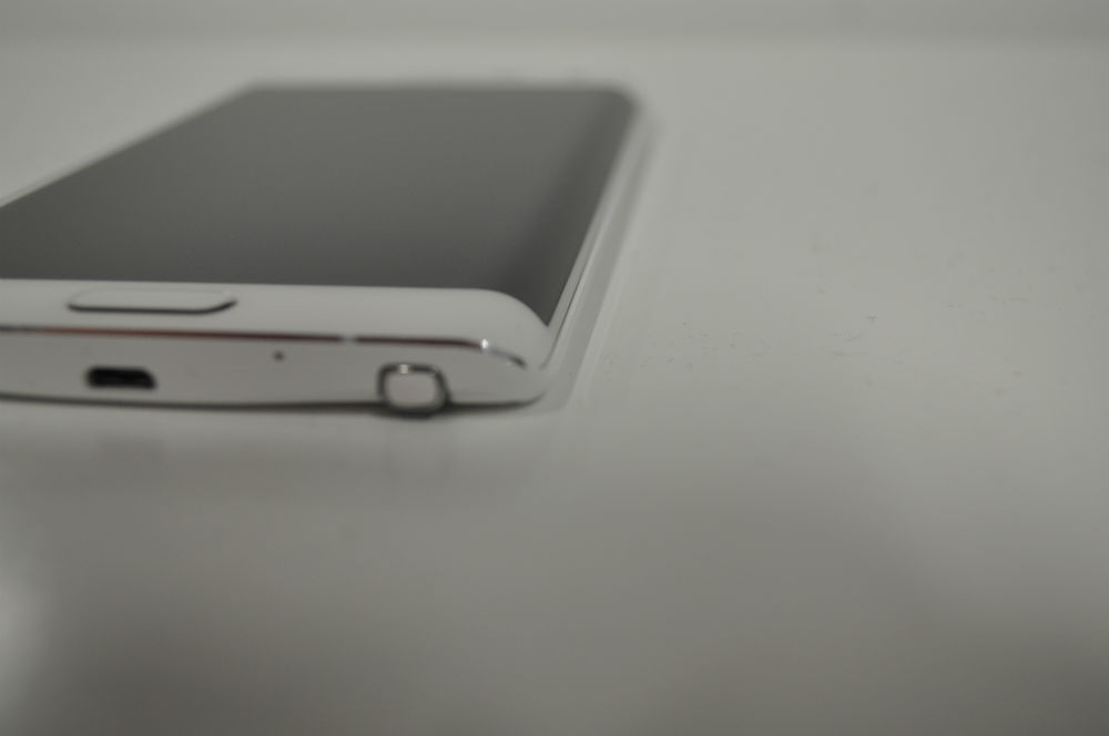 Note Edge - Curved Display + Lip